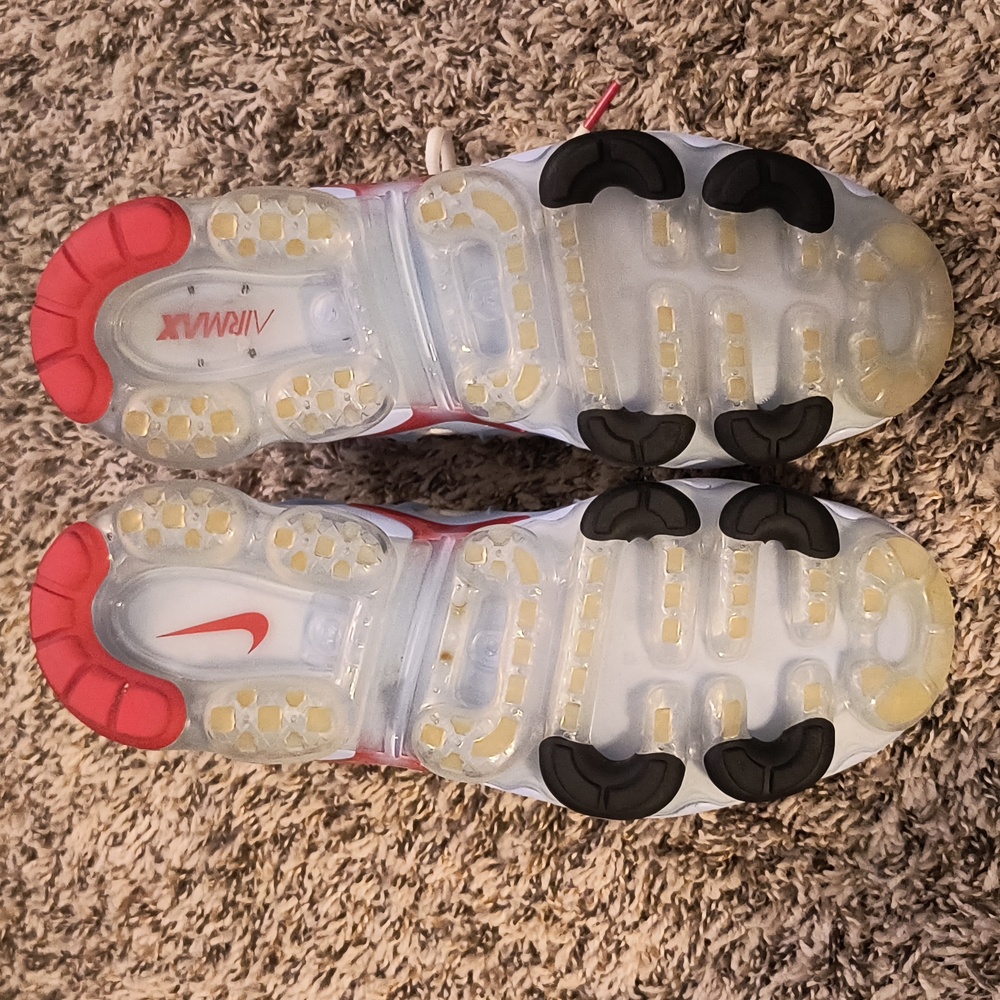 Nike Air VaporMax Plus - White and Red Accents - Picture 7 of 8
